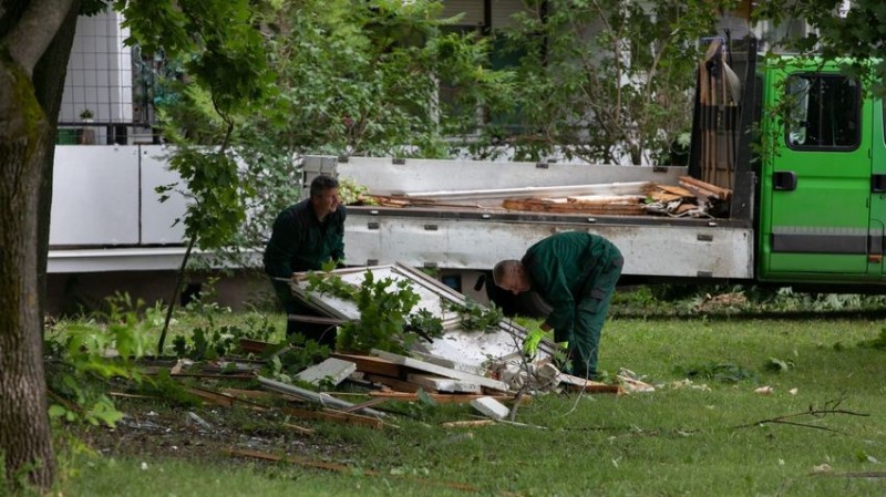 Gázrobbanás történt egy tapolcai lakásban  Fotók: Fülöp Ildikó/Napló