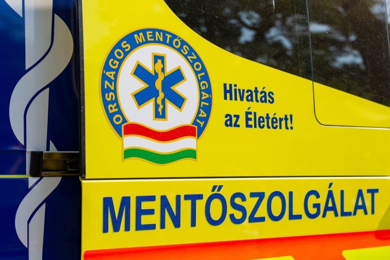 71 éves beteghez riasztották a mentőket. Fotó: lorantkiss.com / Forrás: Ajkamentők