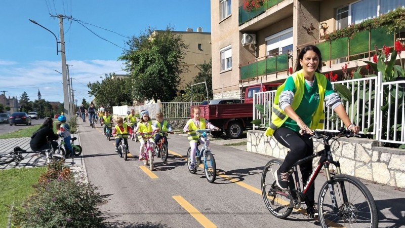 A kerékpárosokhoz szülők, testvérek is csatlakoztak Fotó: Tisler Anna