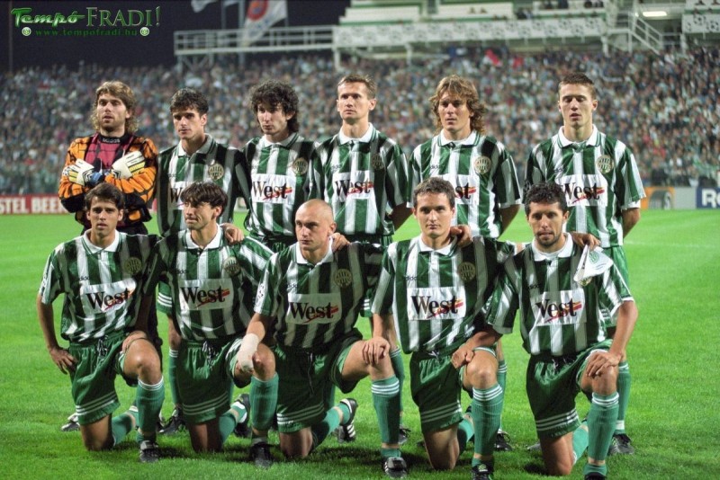 Éppen 30 évvel ezelőtt rendeztek Tapolca–Ferencváros labdarúgó-mérkőzést, és a zöld-fehér sztárcsapatból most többen is visszatérnek a helyi öregfiúk jubileumi ünnepségére. Forrás: tempofradi.hu