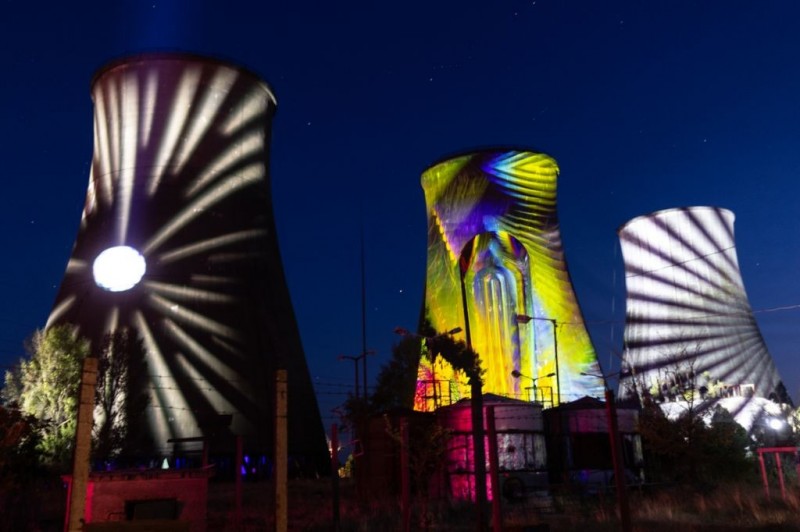 Több ezer látogatót vonzott a fényerőmű, az alkotások tovább maradnak!  Fotók: Fülöp Ildikó/Napló