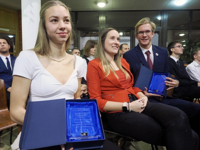 Rengeteg díj és elismerés talált gazdára Veszprémben, a vármegye hagyományos diáksport évzárójának keretében Fotó: Nagy Lajos/Napló