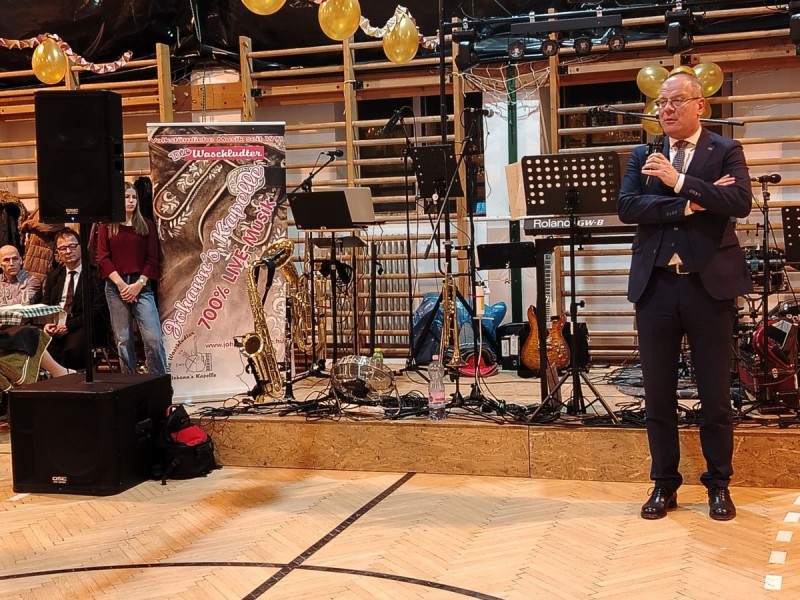 Egy népcsoportot a hagyományai őrizhetnek meg, jelentette ki Navracsics Tibor Fotó: Tisler Anna