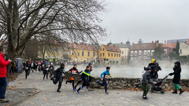 Idén több, mint nyolcvan gyerek állt rajthoz, két turnusban kellett indítani őket Fotó: Tóth B. Zsuzsa Fotó: Tóth B. Zsuzsa