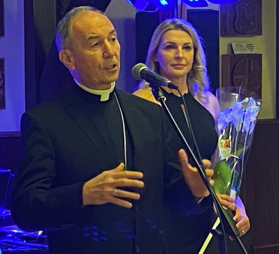 Udvardy György veszprémi érsek szerint "közösség az, mely evangéliumot hirdet, illetve a szeretetet képviseli, miként ezt a karitász is teszi" Fotó: Kovács Erika  / Napló